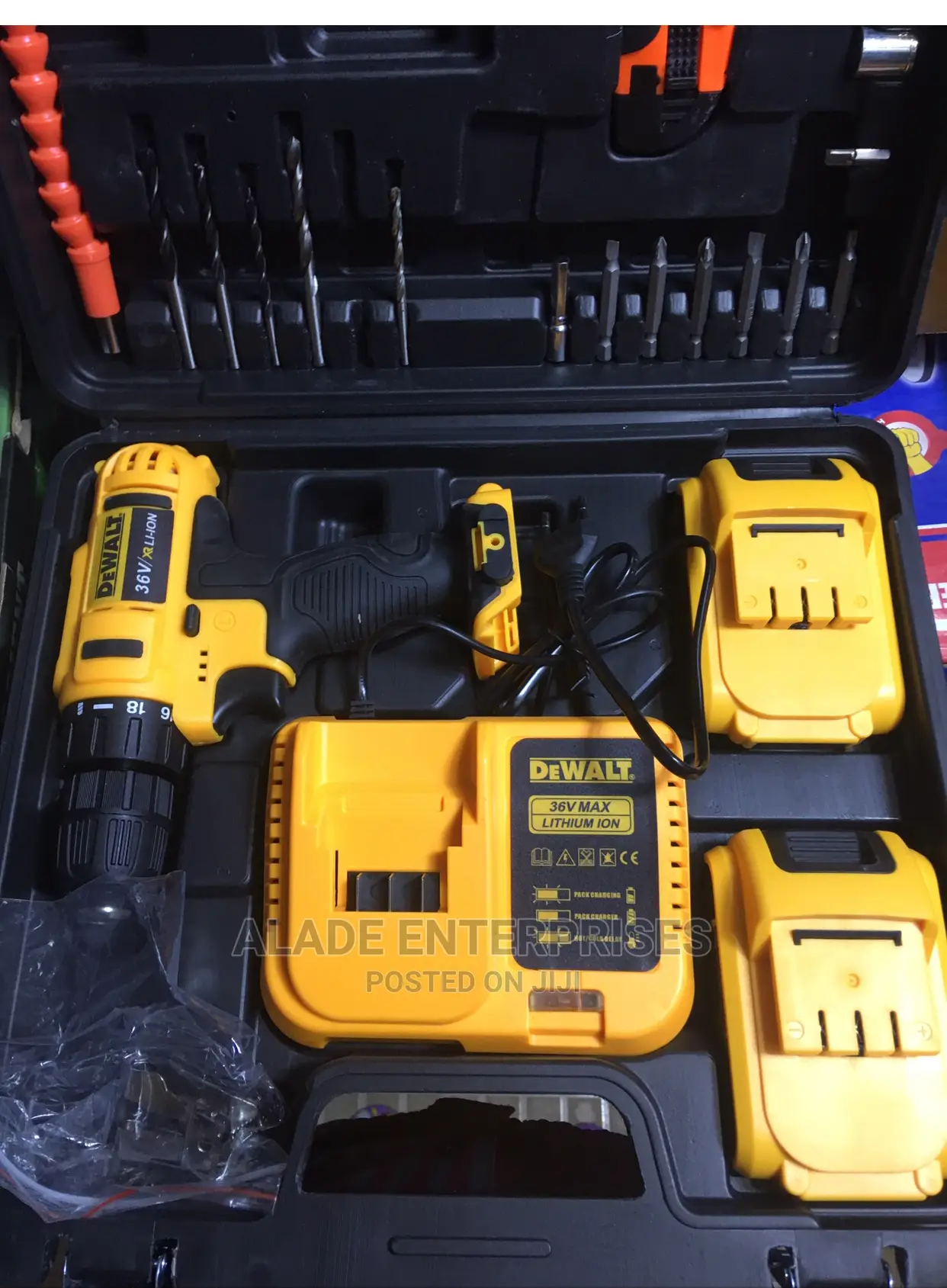 Dewalt Cordless Drill 28v With Big Battery
