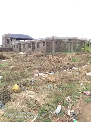 5bdrm House in Ikorodu Lagos, Igbogbo for Sale