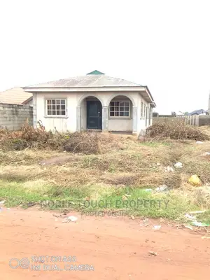 5bdrm House in Ikorodu Lagos, Igbogbo for Sale