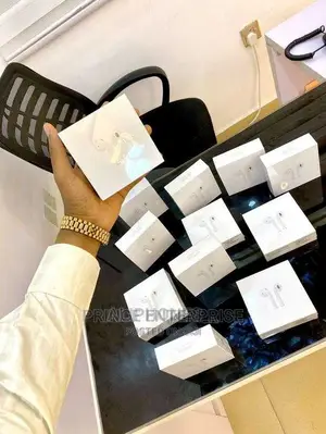 U K Airpods2