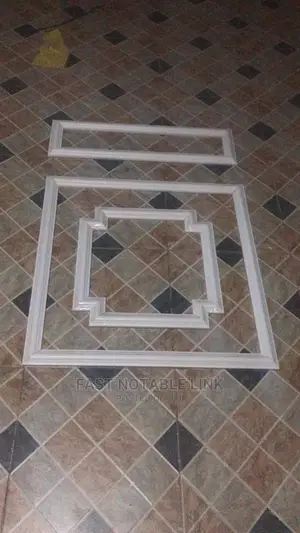 Wall And Floor Divider Cornice