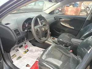 Toyota Corolla 2012 Black