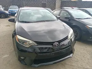 Toyota Corolla 2016 Black