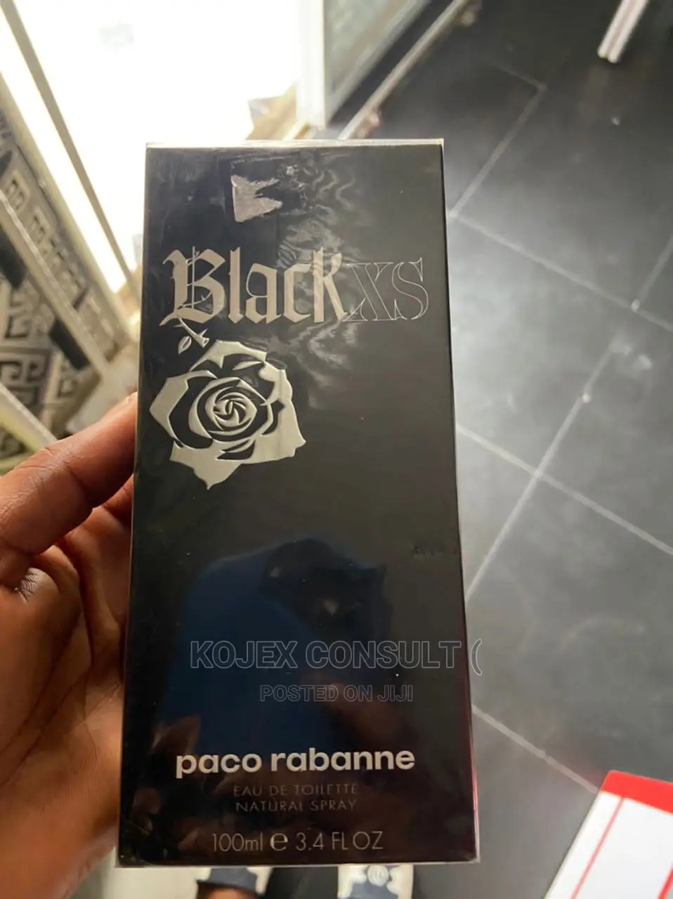 Blackxs Perfume