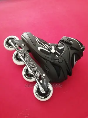 Unisex Skate Shoe
