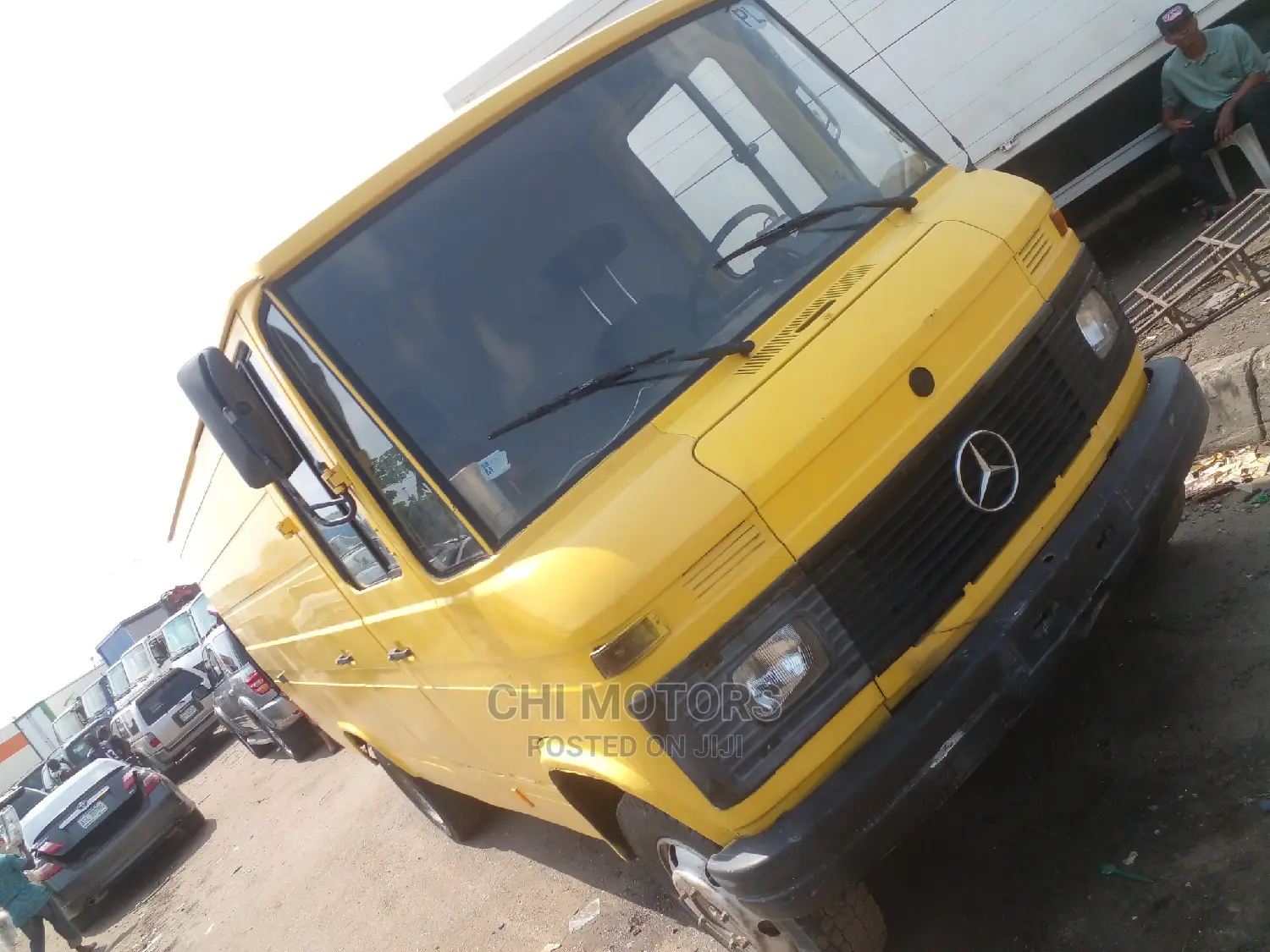 Mercedes-Benz Vito 2005 Yellow