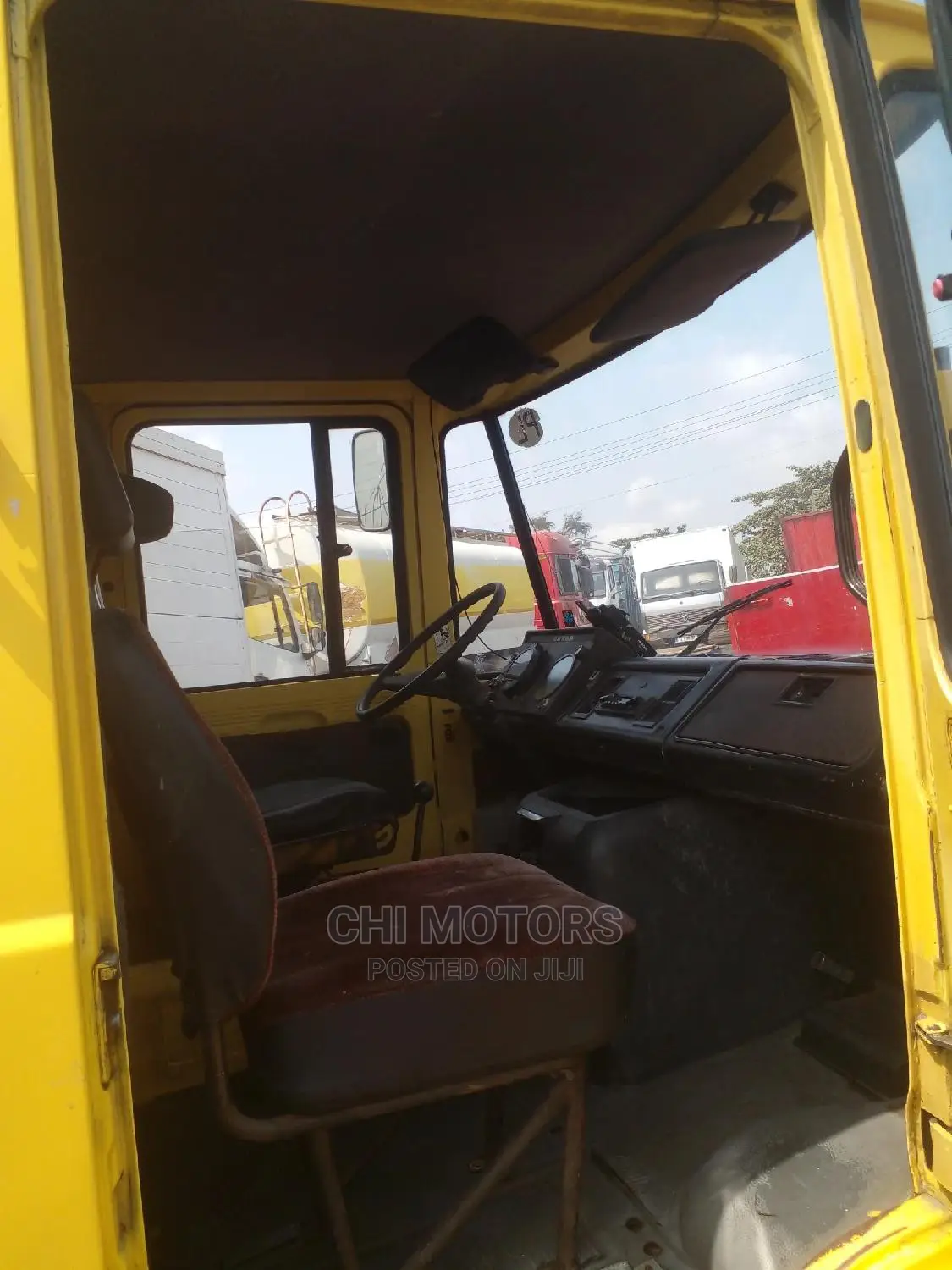 Mercedes-Benz Vito 2005 Yellow