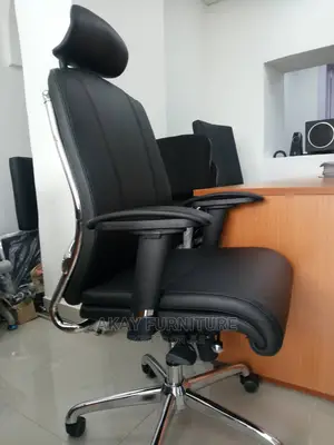 Ergonomic Leather Swivel Office Chair