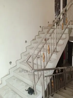 Cumbi Partition Handrail