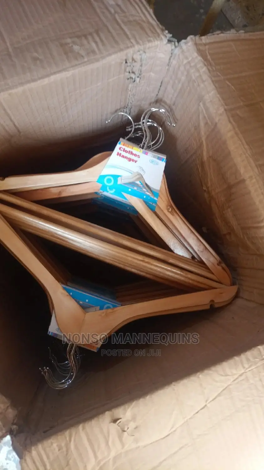 10 Pieces Per Pack Imported Wooden Hangers