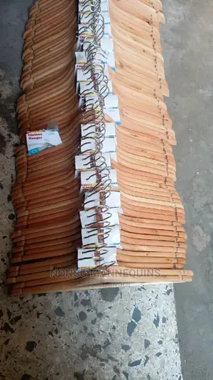 10 Pieces Per Pack Imported Wooden Hangers
