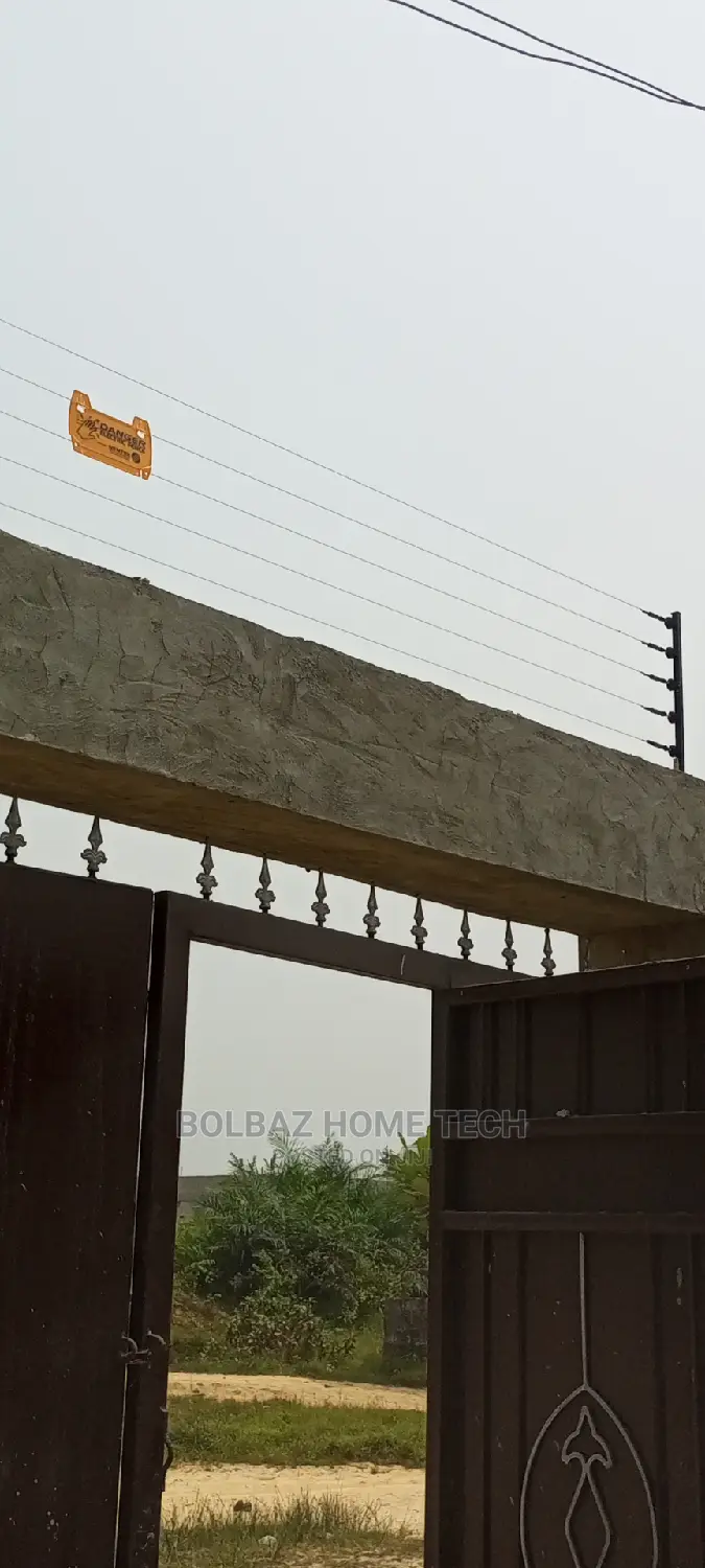 Electric Perimeter Fencing; Security Wire