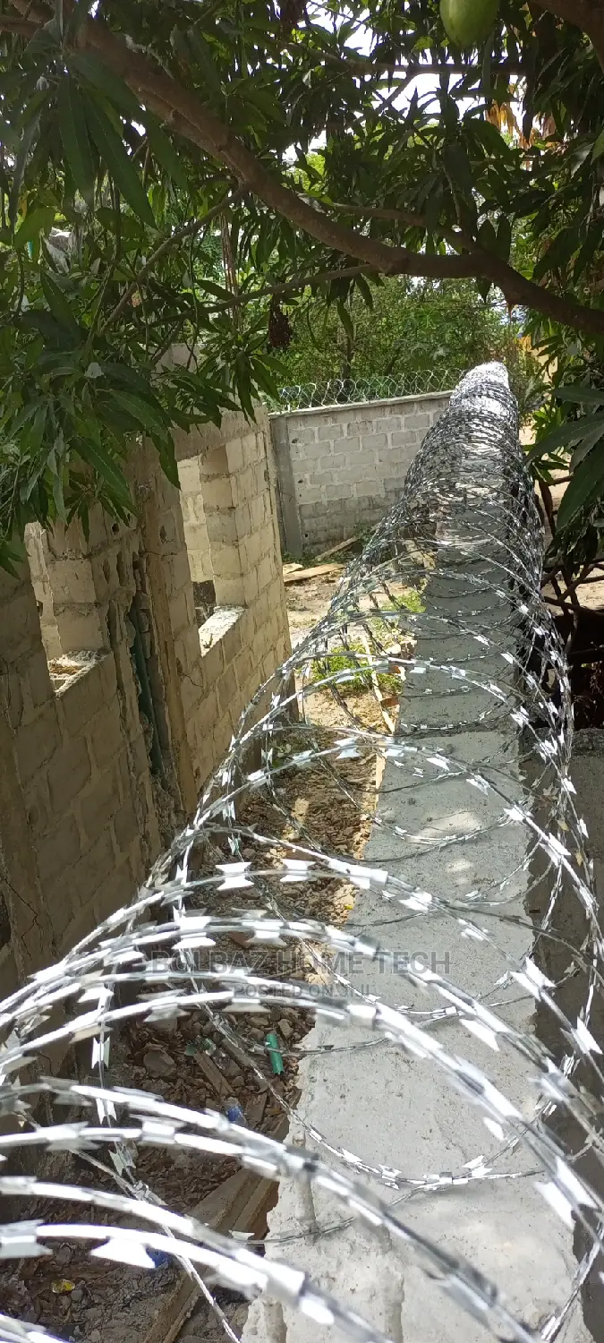 Razor Barb-Wire; Perimeter Security Fence