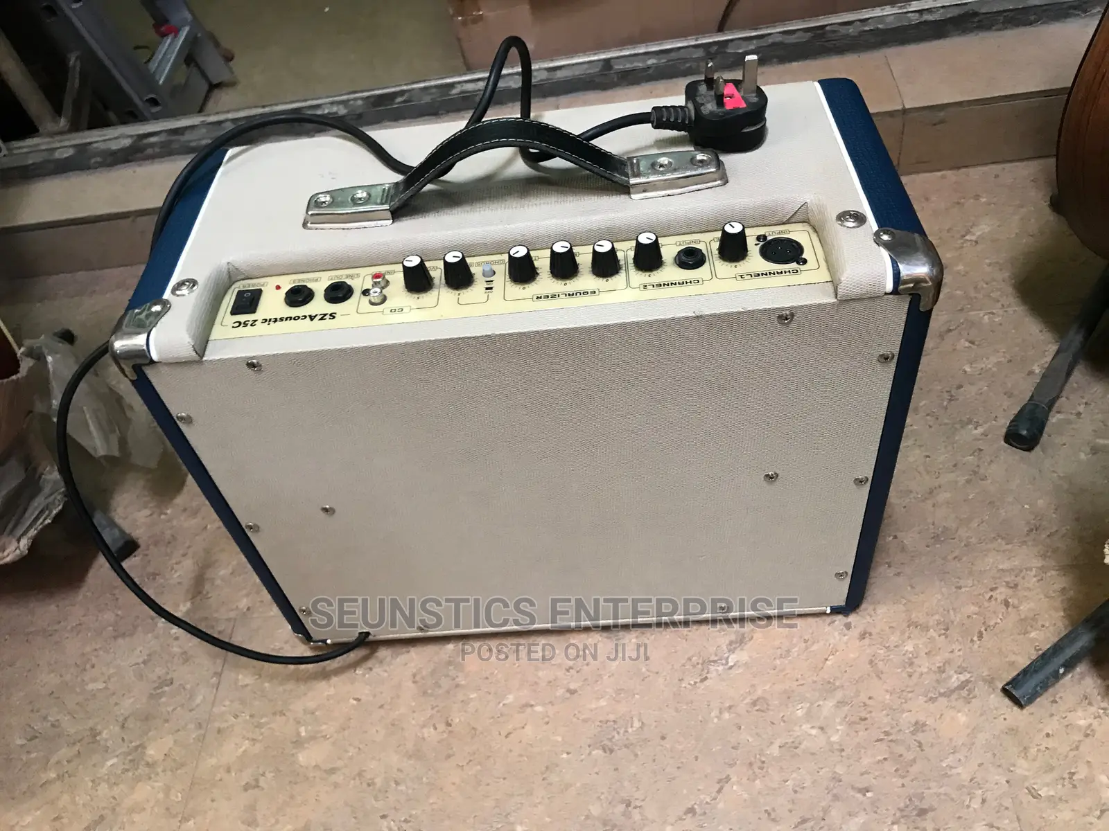 Subzero SZ Acoustic 25C Combo/Amplifier