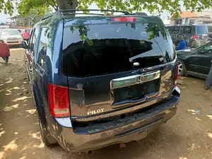 Honda Pilot 2012 Blue