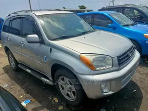 Toyota RAV4 Automatic 2003 Silver