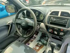 Toyota RAV4 Automatic 2003 Silver