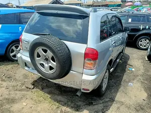 Toyota RAV4 Automatic 2003 Silver