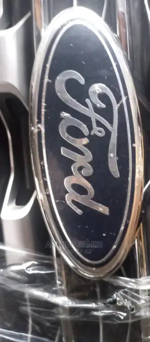 Front Logo Ford Edge and Ford Explorer 2012