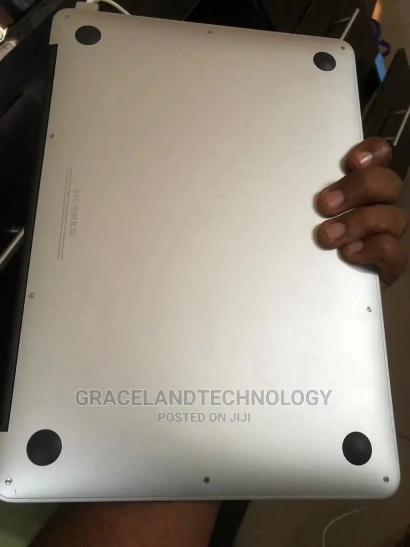 Laptop Apple MacBook Air 2015 8GB Intel Core i7 SSD 256GB