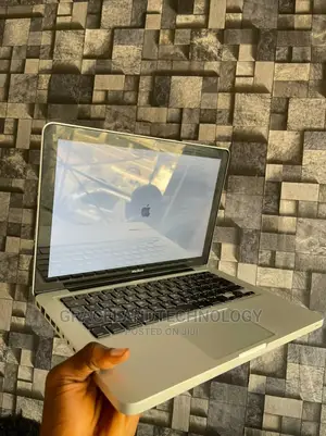 Laptop Apple MacBook Pro 2012 4GB Intel Core I7 HDD 500GB
