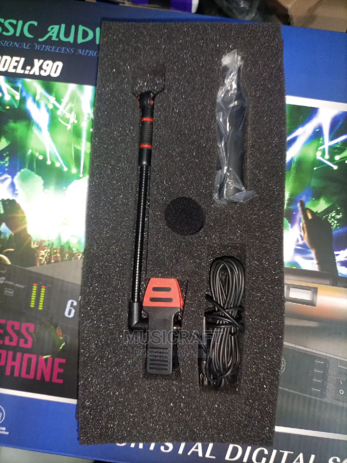 Alctron Saxophone Microphone