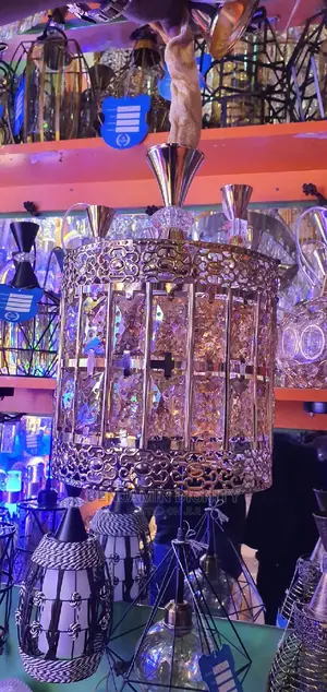 Single Dropped Pendant Light 