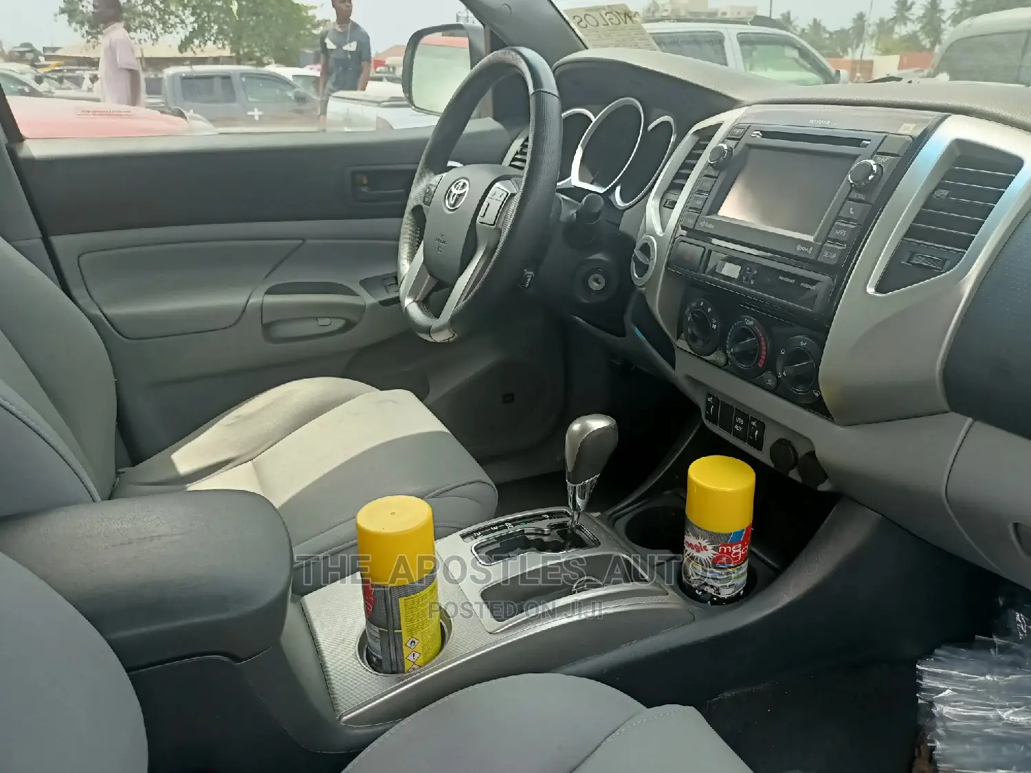 Toyota Tacoma 2013 White