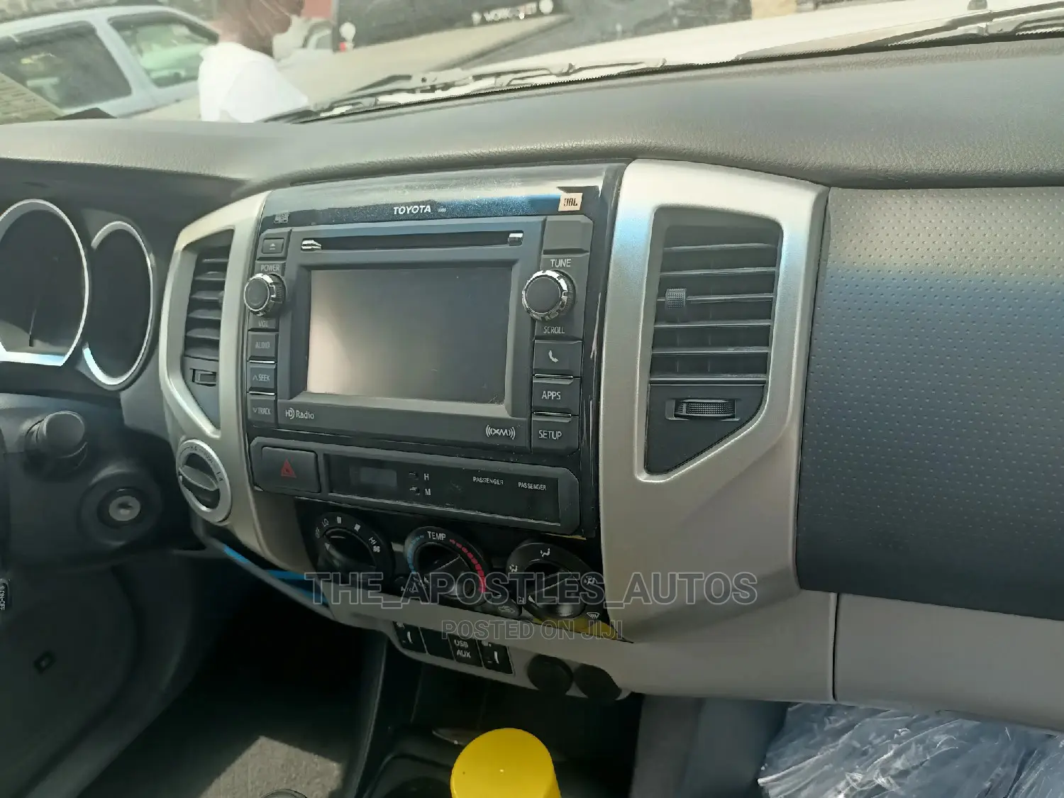 Toyota Tacoma 2013 White