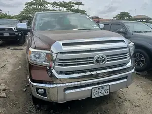 Toyota Tundra 2014 Brown