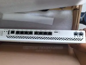 MIKROTIK:CCR1036-8G-2S+EM Cloud Core