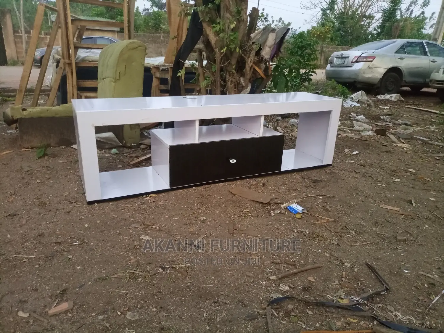 Quality TV Stand