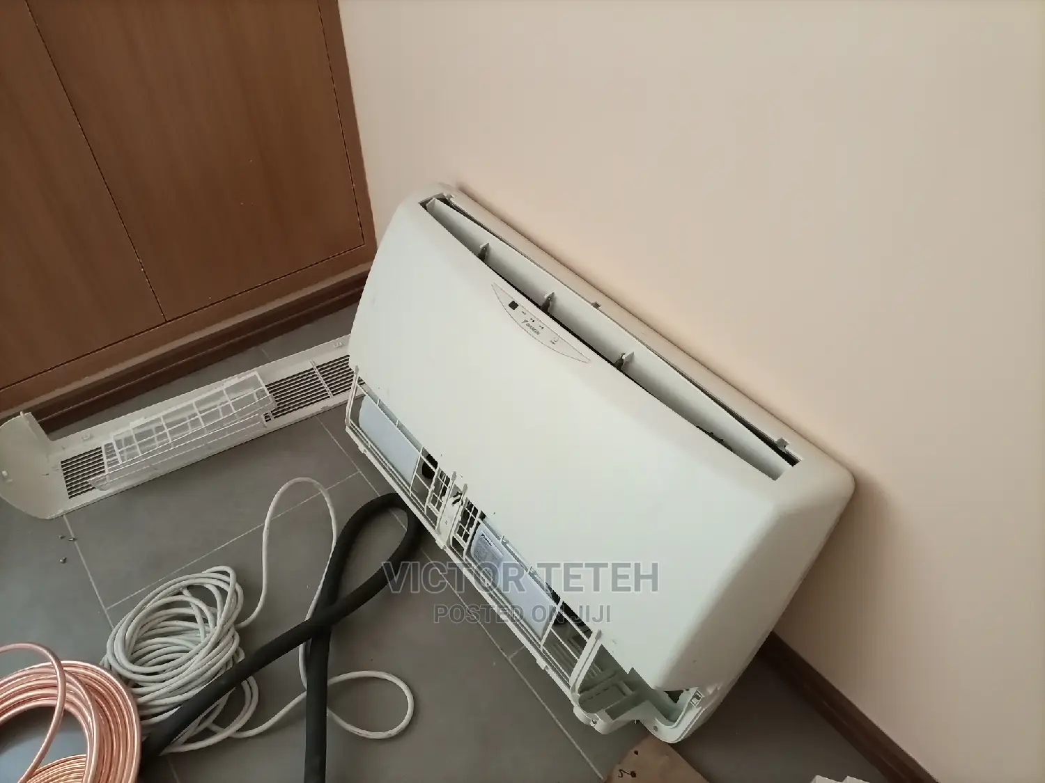 Air Conditioner and Refrigerator