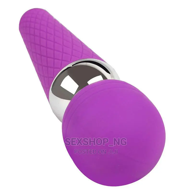 10 Speed Rechargeable Wand Vibrator