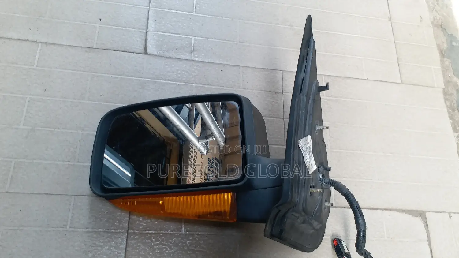 Side Mirror for Ford Expedition 2006 Model