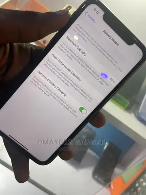 Apple iPhone 11 64 GB Gray