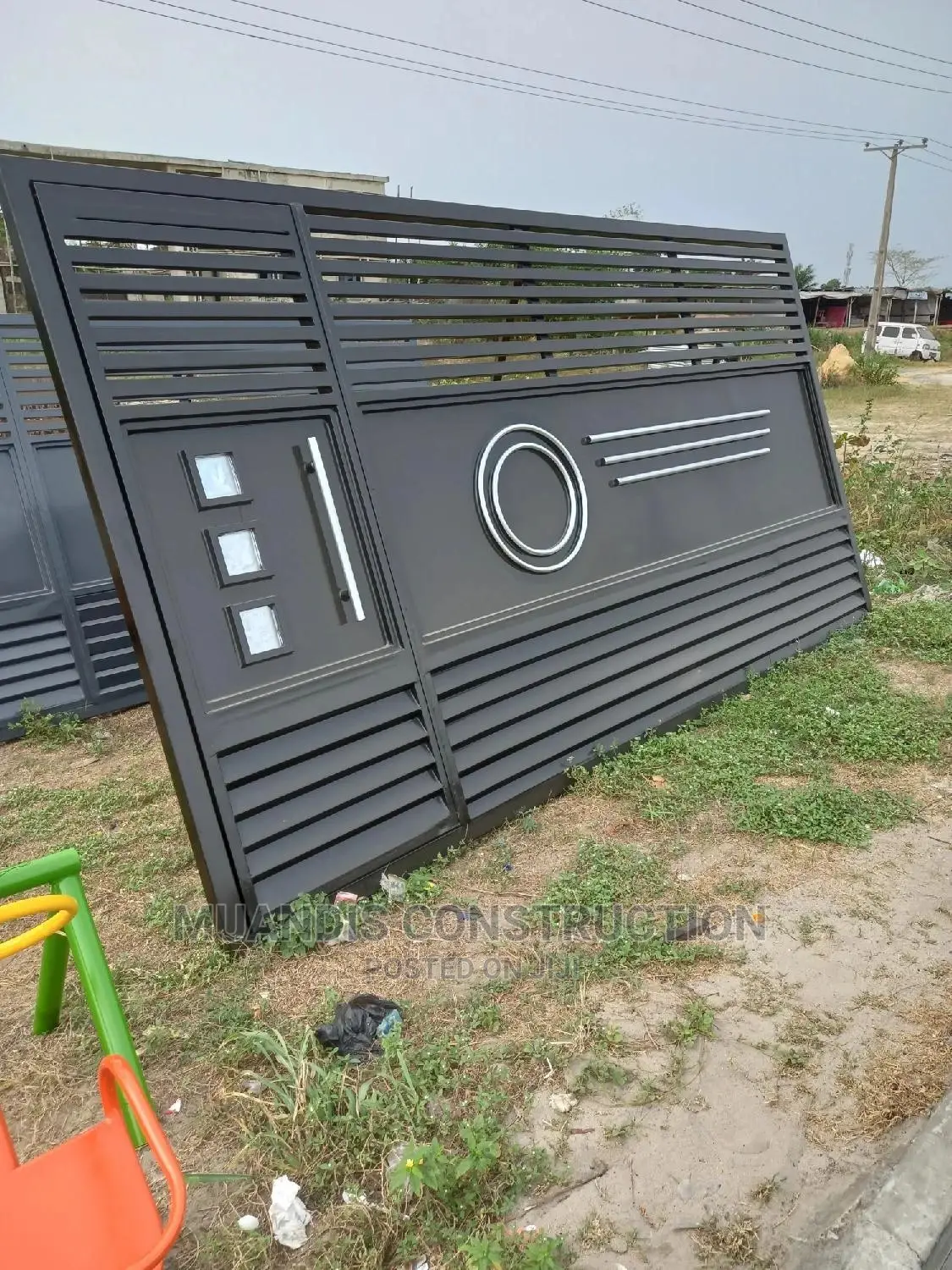 Nice Design Gates