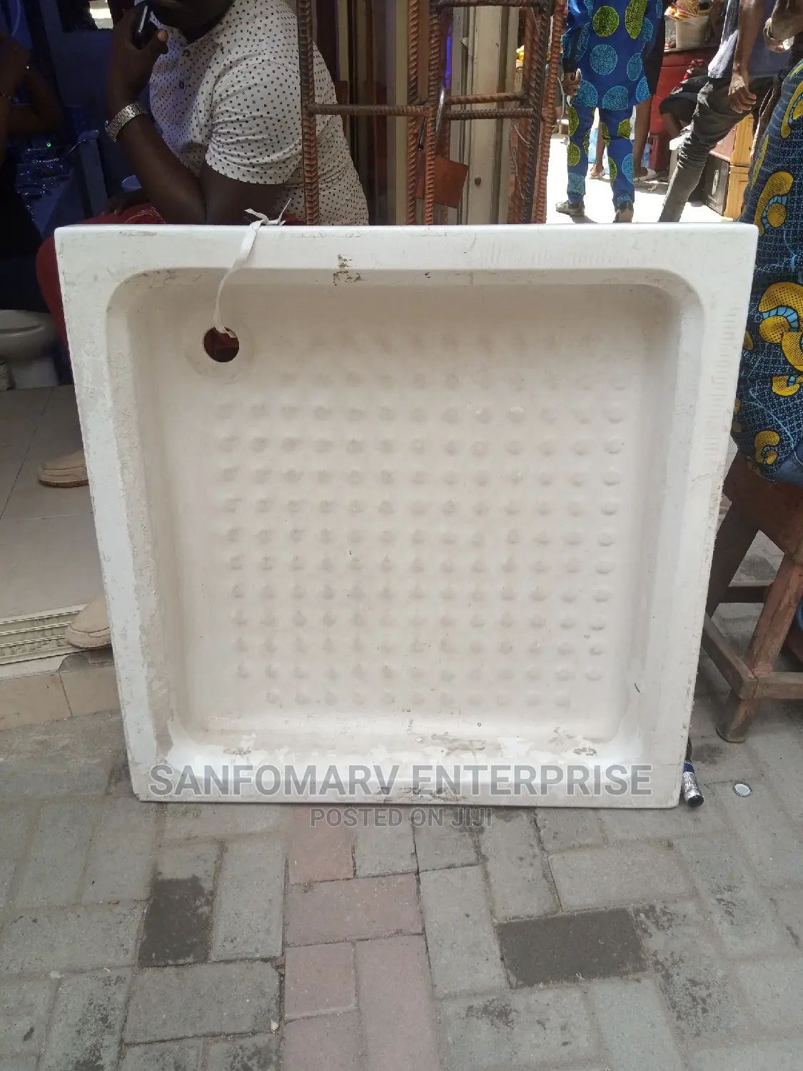 90x90 Shower Tray