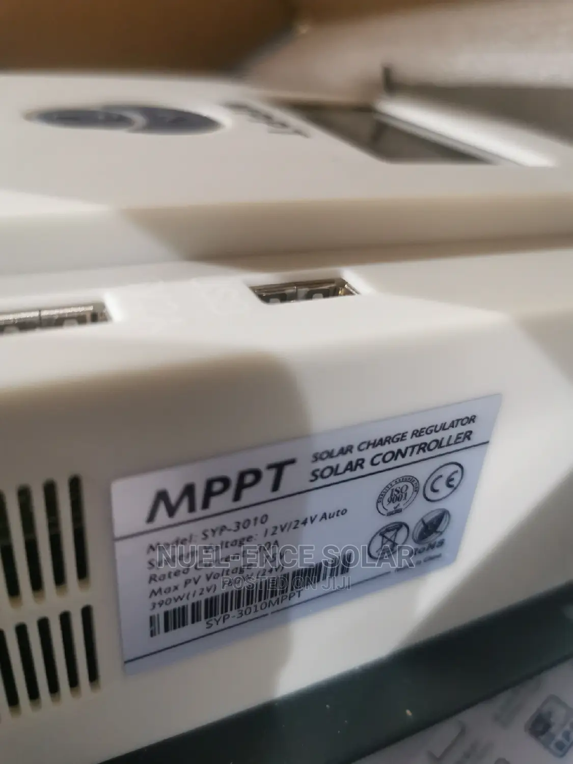 30ah 12v 24v MPPT Solar Charge Controller