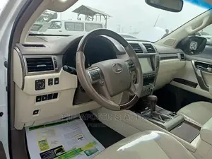 Lexus GX 460 Luxury 2014 White