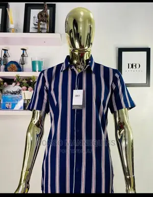 Egg Head Faceless Male Gold Chrome Mannequin