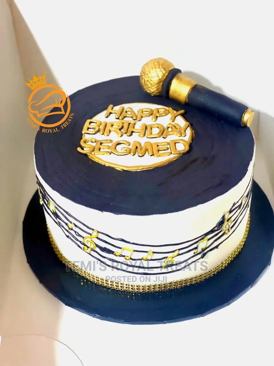 Fondant and Wedding Cakes