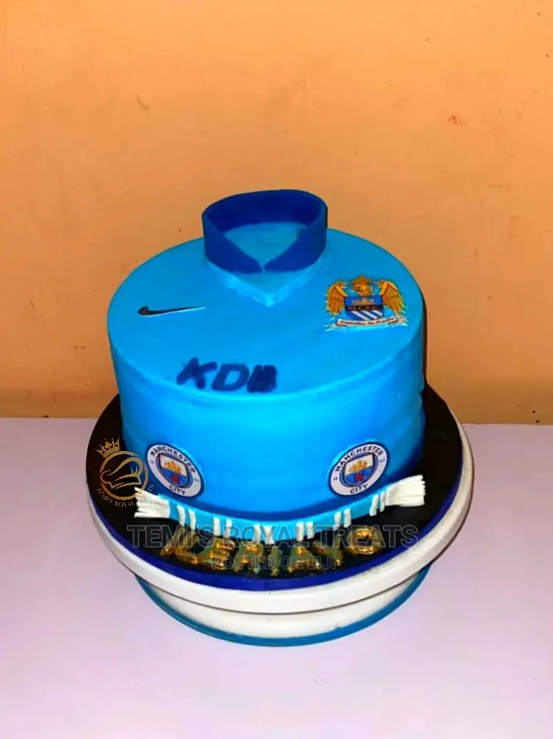 Fondant Character Cake