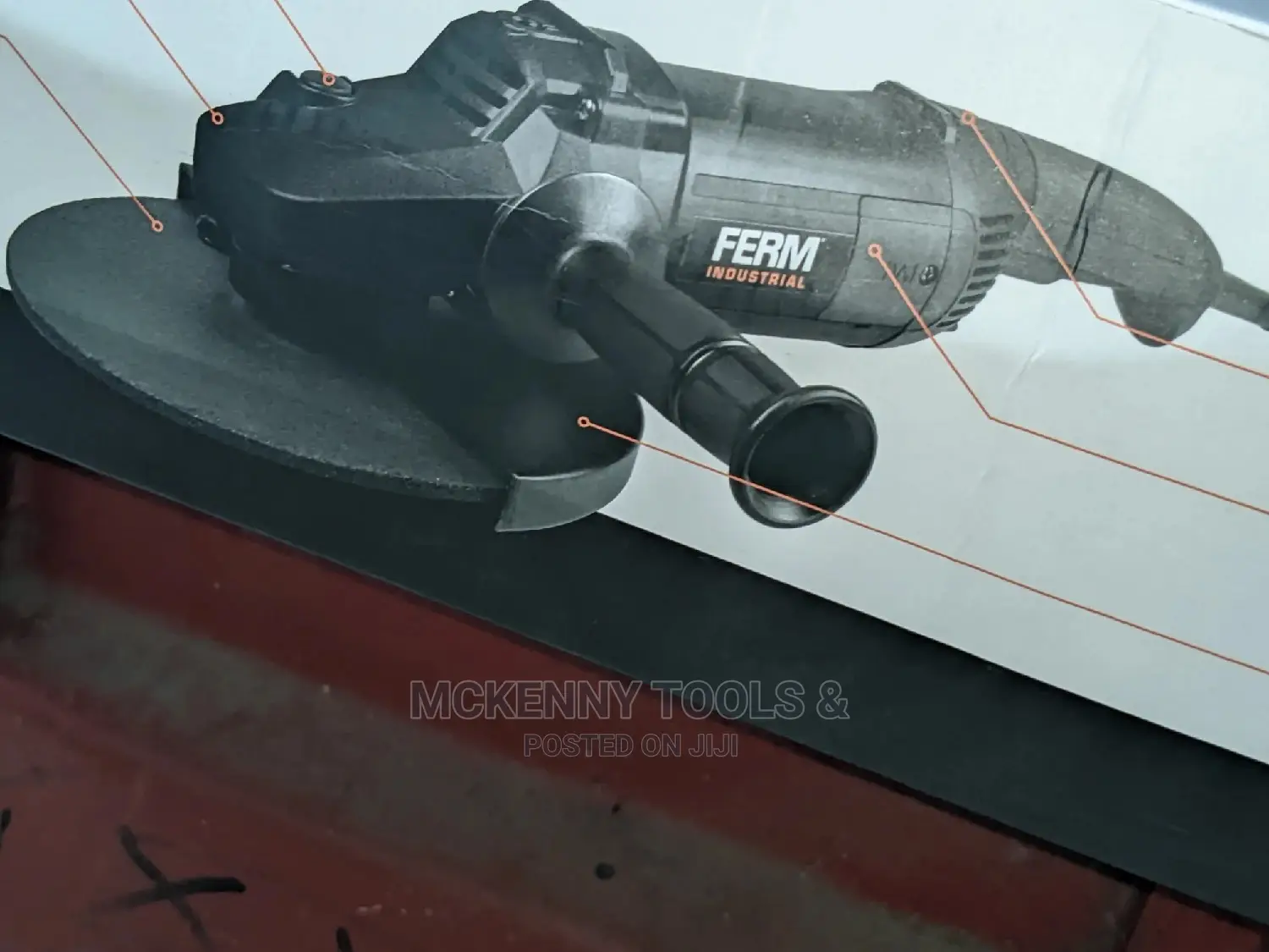 Ferm Angle Grinder 2200w