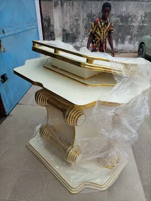 Modern Gold Church Wooden Pulpits