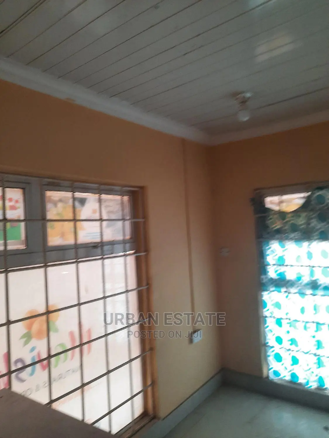 Open Shop/Office Space in Magodo Phase 1 Shopping Complex