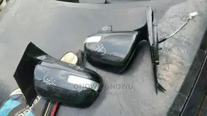 Lexus Rx 330 Set of Side Mirror