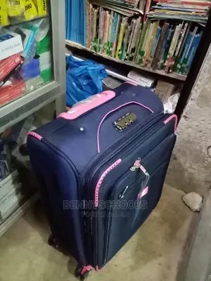Medium Traveling Luggage Box