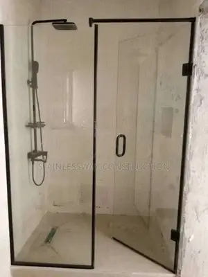 Black Frame Classic Shower Cubicle