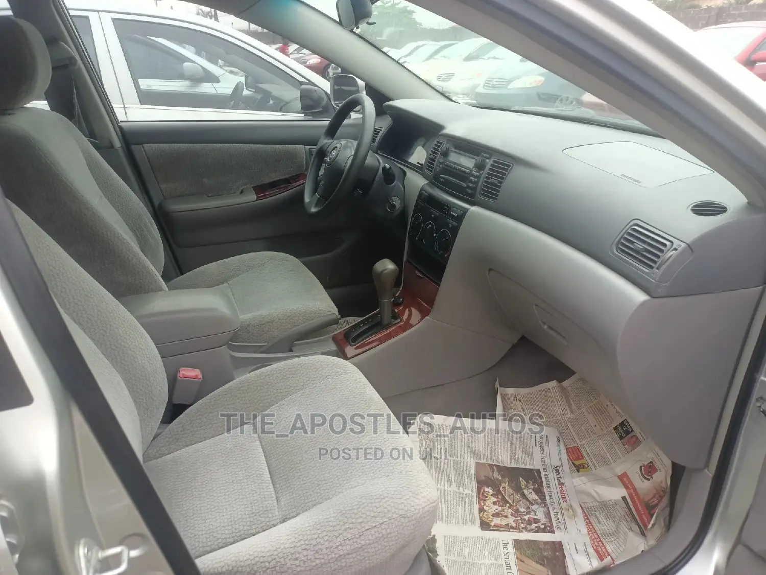 Toyota Corolla LE 2004 Silver